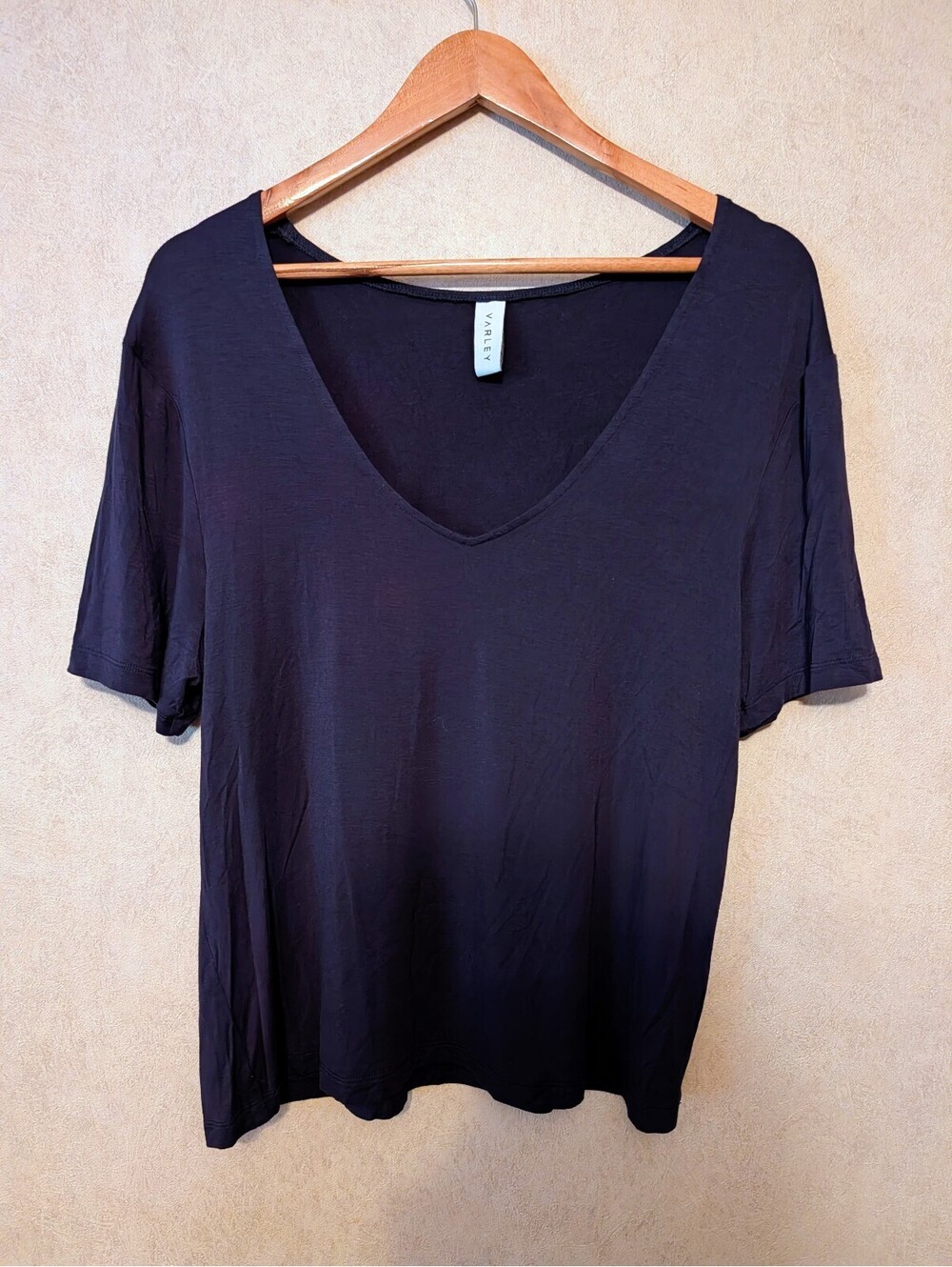 VARLEY navy short sleeve bamboo tshirt sz M